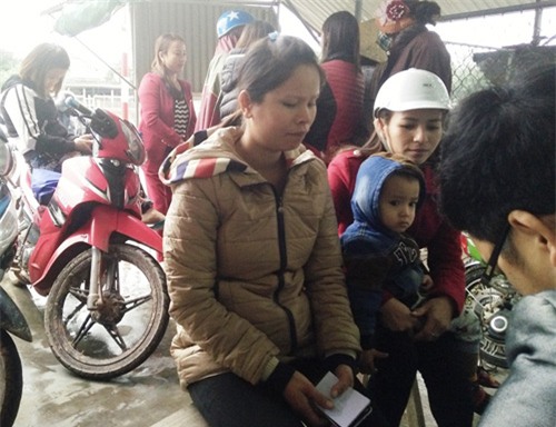 nghi truong mam non nau thit ban, 140 phu huynh cho con nghi hoc - 3