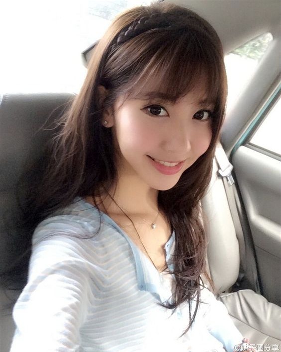 Sau tất cả, chỉ có tóc mái lưa thưa mới giúp các nàng hồi xuân - Ảnh 24.