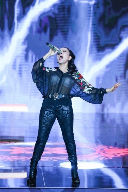 thich khoe than, khong it sao viet phai "rat mat" vi bi nem da nhieu nhat nam 2016 - 1