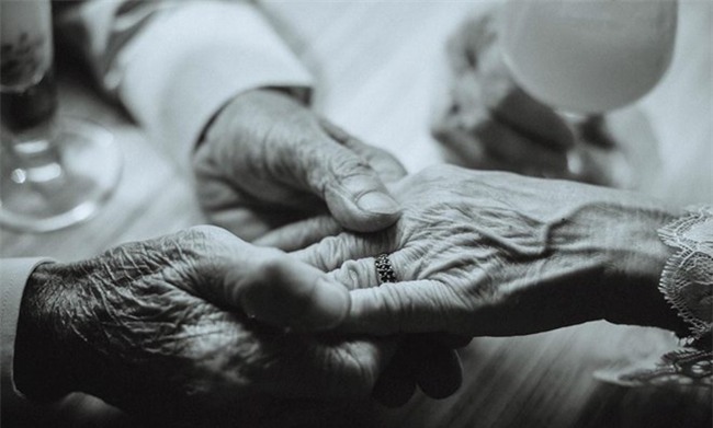 Ảnh cưới 50 năm gây chú ý của nghệ sĩ già Mai Ngọc Căn - Ảnh 9.