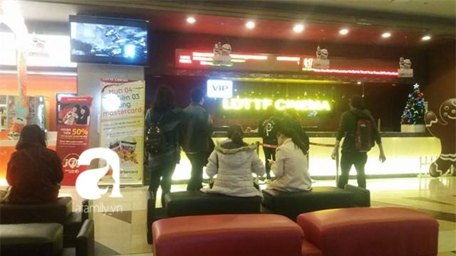 Hà Nội: Xem phim ở rạp Lotte Kangnam bị trần thạch cao rơi trúng, hai người đi cấp cứu - Ảnh 3.