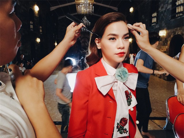 2016: Một năm Vbiz buồn nhưng lại bội thu những nụ cười... hóa chất - Ảnh 1.