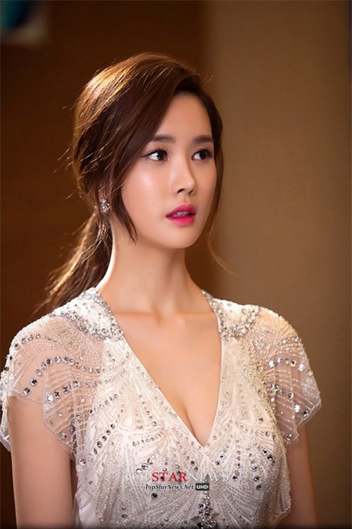4 my nhan han khien dan tinh phat ghen vi doi doi nho tham my - 3