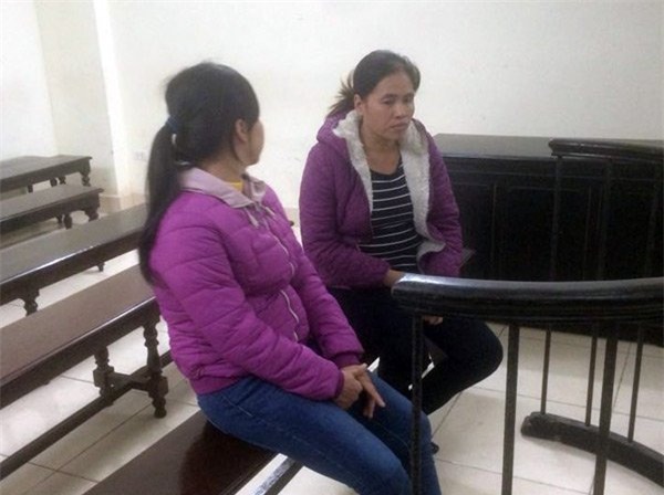 Hà Nội: Mẹ bắt con 3 tuổi đi ăn trộm, giấu vào bỉm