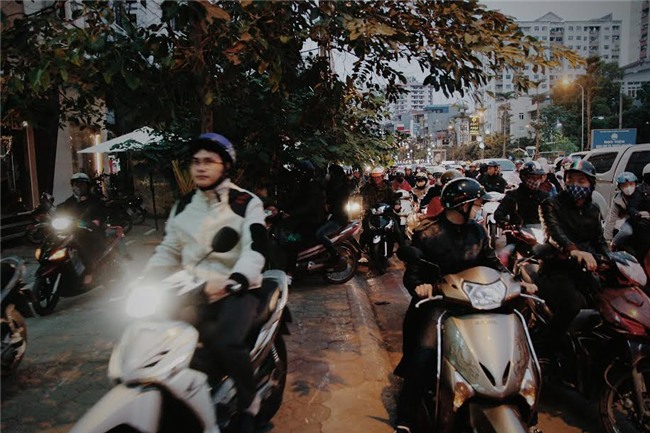 Hà Nội: Kẹt cứng cửa ngõ phía Nam chiều cuối năm