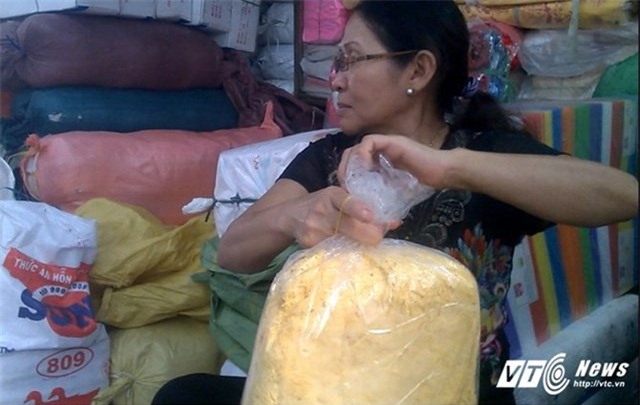 Kinh hãi chà bông rẻ hơn cả thịt tràn lan ở chợ