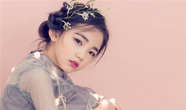 Co be 6 tuoi duoc khen xinh dep nhat the gioi hinh anh 1