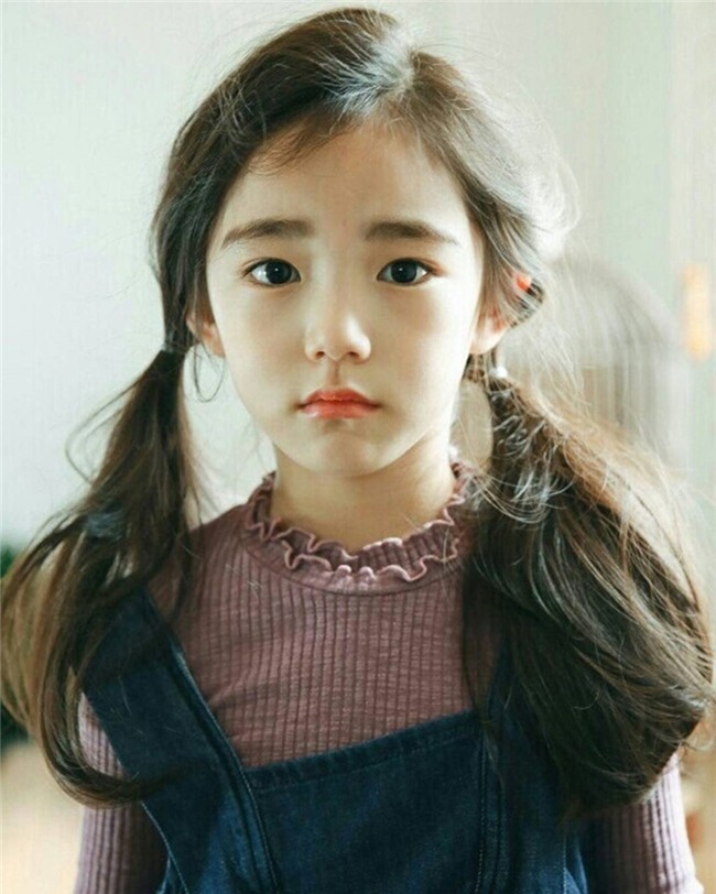 Co be 6 tuoi duoc khen xinh dep nhat the gioi hinh anh 5