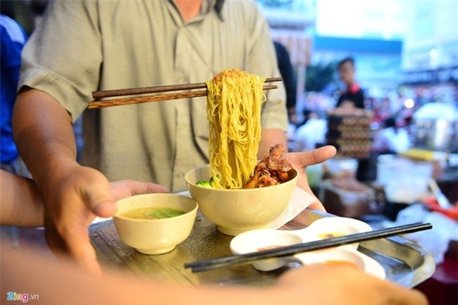 Những món ăn ngoại khiến giới trẻ phát cuồng trong năm 2016