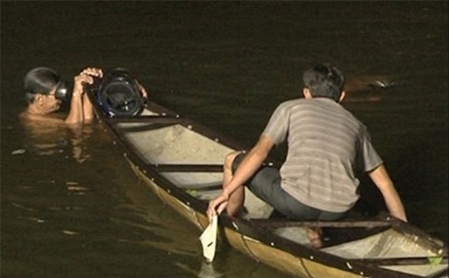 Chìm ghe chở 34 người đi đám cưới, mẹ chú rể tử vong