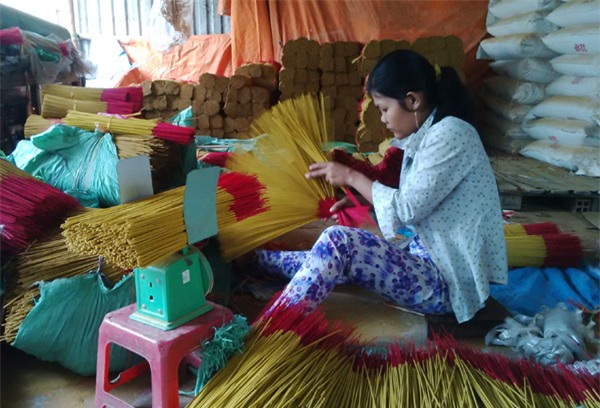 nhung kieu thuong tet “cuoi ra nuoc mat” o viet nam - 2