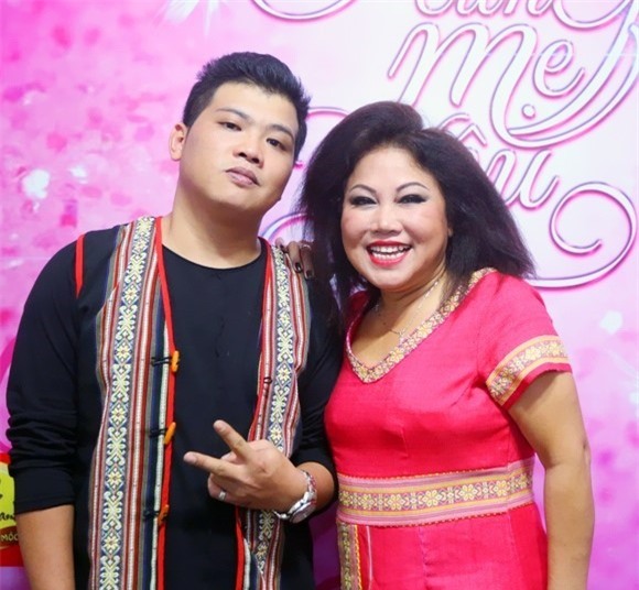 Cuoc song kho khan, benh tat cua Siu Black o tuoi 50 hinh anh 2