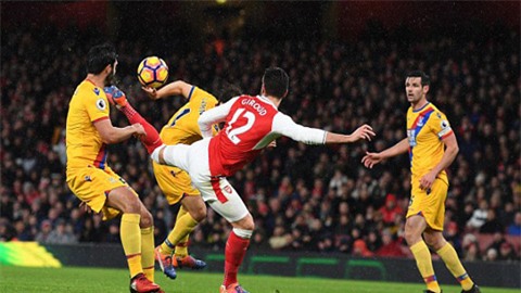 Đây là bàn thắng thứ 6 ở 4 trận được tung ra sân từ đầu của Giroud