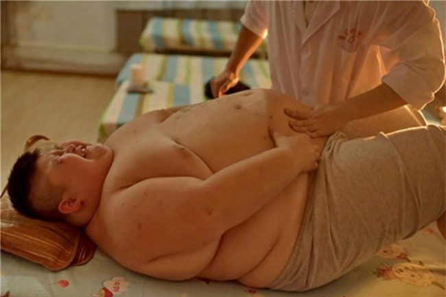 Cậu bé 167kg gây xôn xao dư luận từng kiên trì giảm béo để đến trường giờ ra sao? - Ảnh 12.