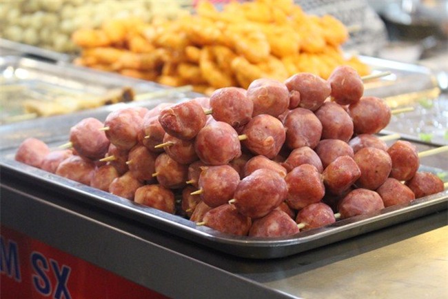 Những địa chỉ ăn vặt dưới 10.000 đồng hút người Sài thành