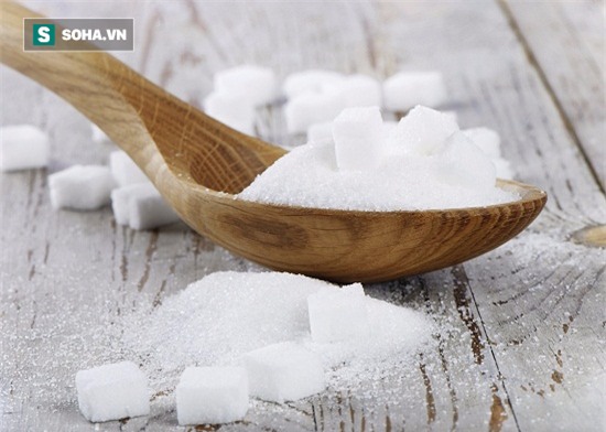 Vừa ăn trứng xong đừng dại ăn thực phẩm này kẻo bị ngộ độc và viêm dạ dày - Ảnh 1.