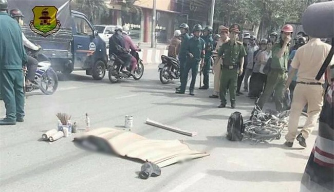 Người mẹ gào khóc khi chứng kiến con gái 16 tuổi bị xe ben cán tử vong ở Biên Hòa - Ảnh 3.