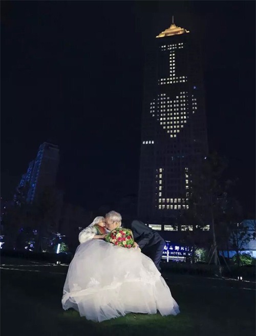 tinh yeu dang nguong mo cua cac cap doi tuoi gia - 9