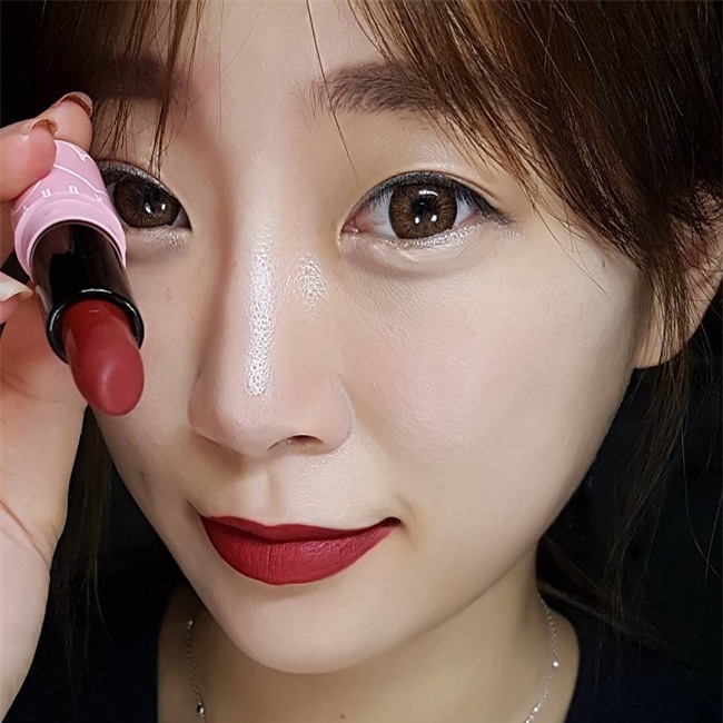 10 cây son đỏ giá chưa đến 300 nghìn bạn nên mua ngay kẻo gần Tết cháy hàng  - Ảnh 39.