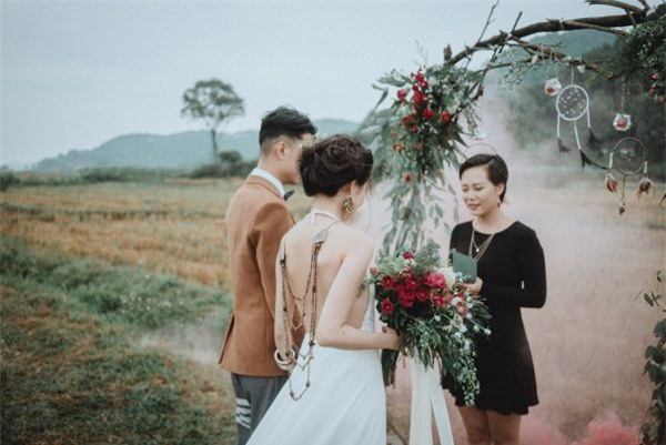 chum anh le cuoi vo chong viet duoc tap chi nuoc ngoai khen nuc no - 15