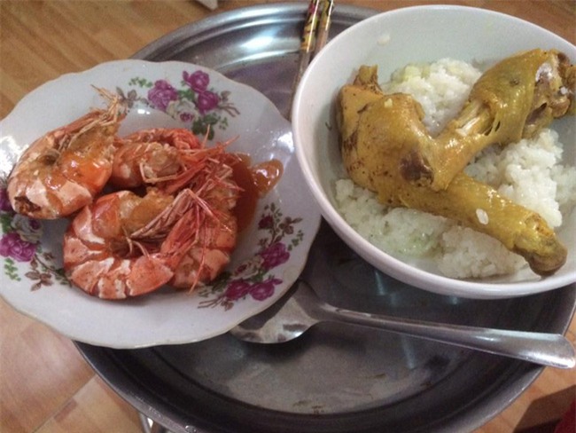 Con dâu 9X khoe cơm ở cữ ngon lành nhiều món do chính tay mẹ chồng nấu - Ảnh 7.