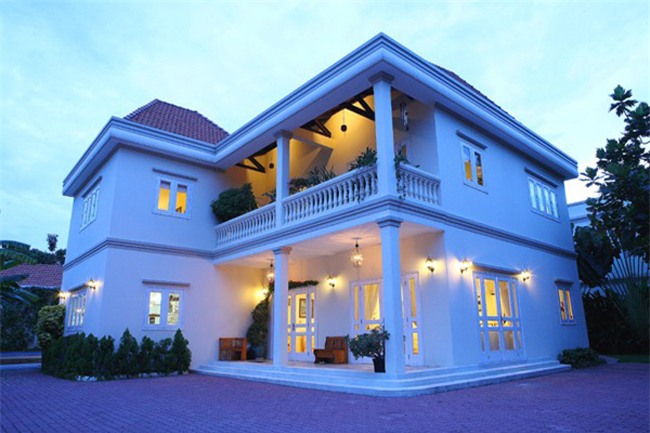 cuoc song sieu giau cua ly hung va dan "nguoi tinh" man anh hinh anh 12