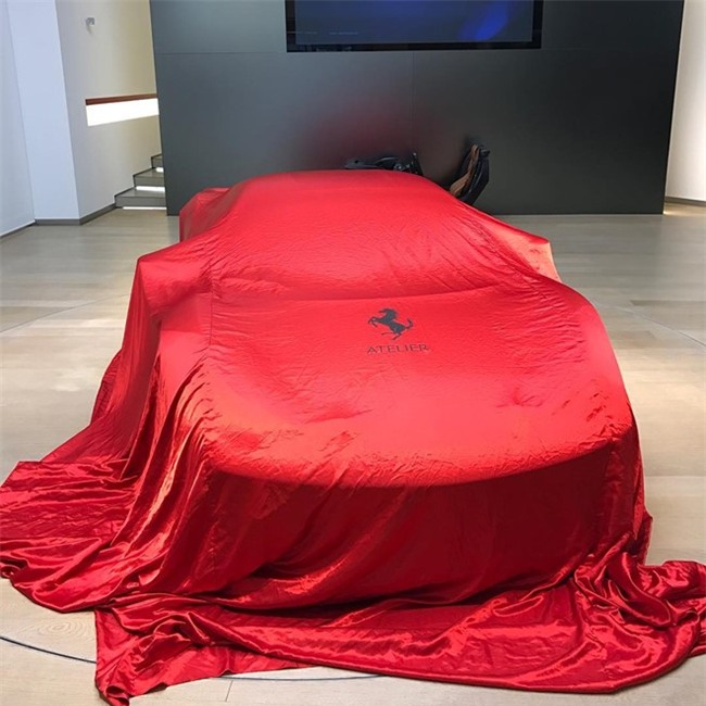 Ferrari up mo ve sieu xe bi an hinh anh 2