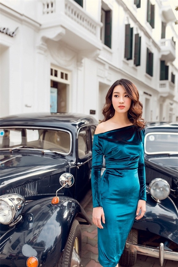 Hoa hậu Mỹ Linh xuống phố 5