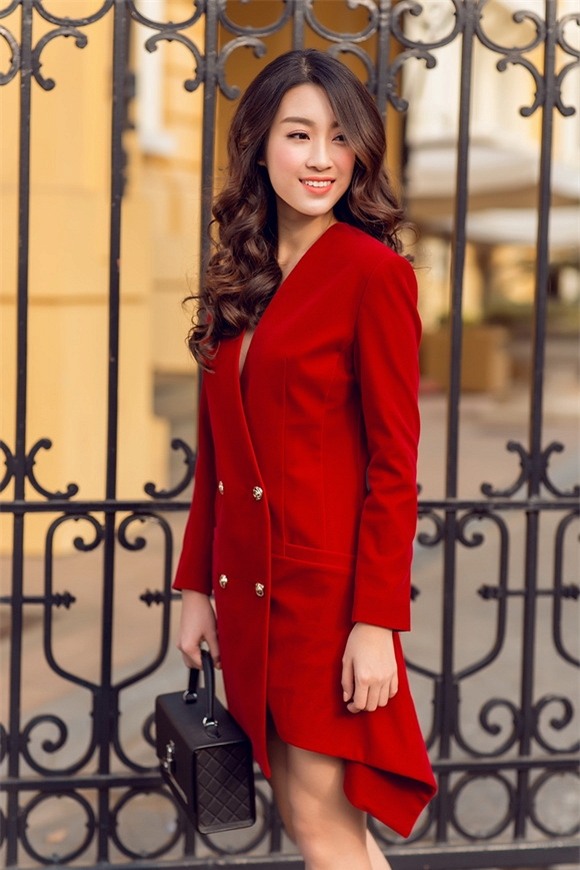 Hoa hậu Mỹ Linh xuống phố 2