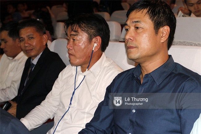 Thánh nữ bolero và những pha khó đỡ trong đêm Gala Quả bóng vàng Việt Nam 2016-4