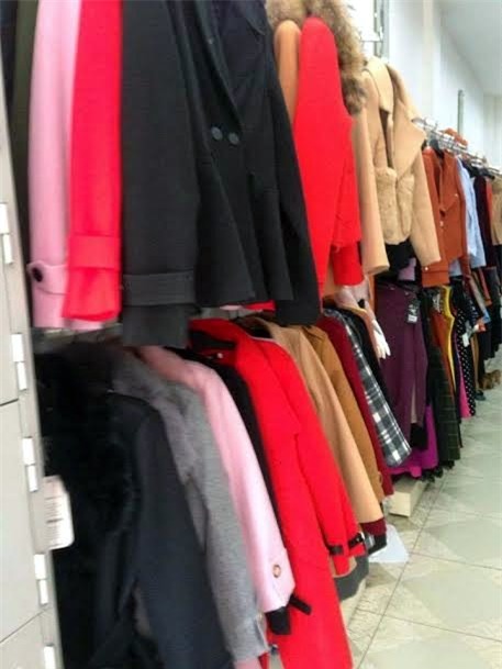 Mùa tết kỳ lạ: Thời trang, giặt là ‘méo mặt’