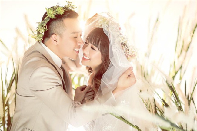 Hé lộ loạt ảnh cưới chưa từng công bố của Trấn Thành - Hari Won - Ảnh 2.