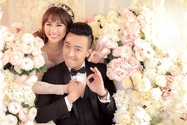 Hé lộ loạt ảnh cưới chưa từng công bố của Trấn Thành - Hari Won - Ảnh 5.