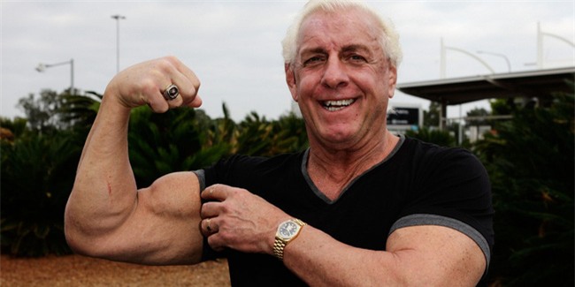 Há hốc mồm chứng kiến cảnh cụ ông 67 tuổi nâng tạ 180 kg - Ảnh 3.