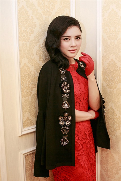 3 "vu khi" giup ly nha ky dep hon tat thay sao viet khi mac do co dien - 11