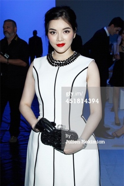 3 "vu khi" giup ly nha ky dep hon tat thay sao viet khi mac do co dien - 12