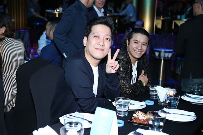 Dan sao Viet long lay du su kien hinh anh 3