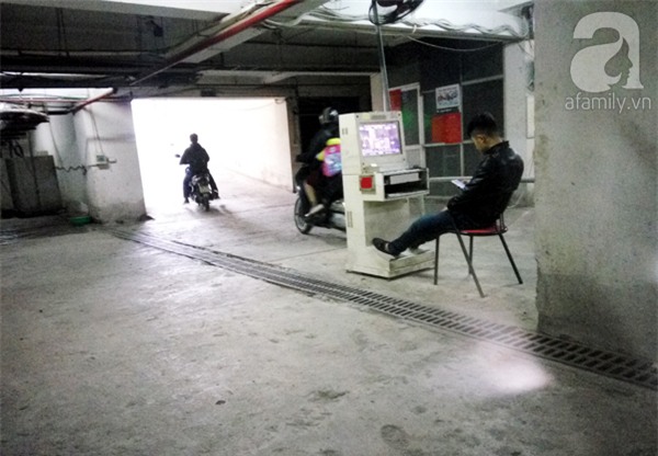 Hà Nội: Bảo vệ nhậu trong giờ làm việc, hành hung cư dân tại chung cư Xa La - Ảnh 5.