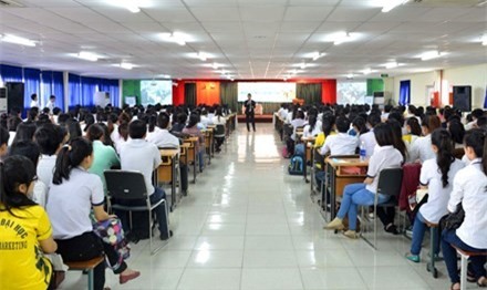 Nhieu truong tuyen thang hoc sinh gioi THPT: Ao, vo tran? hinh anh 1