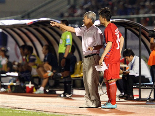 HLV Lê Thụy Hải: Công Vinh mời, tôi sẵn sàng nhận lời nếu… - Ảnh 1.