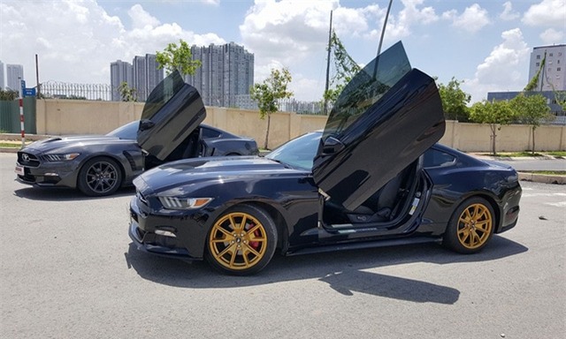 Nhìn lại dàn xe độ đình đám nhất Việt Nam trong năm 2016 - Ảnh 14.