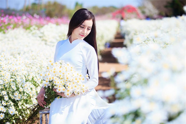 co gai xinh dep khien nam tao, bac dau "quen loi ve" hinh anh 11