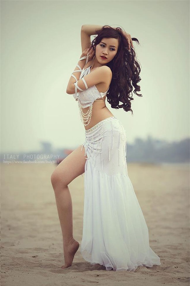 co gai xinh dep khien nam tao, bac dau "quen loi ve" hinh anh 20