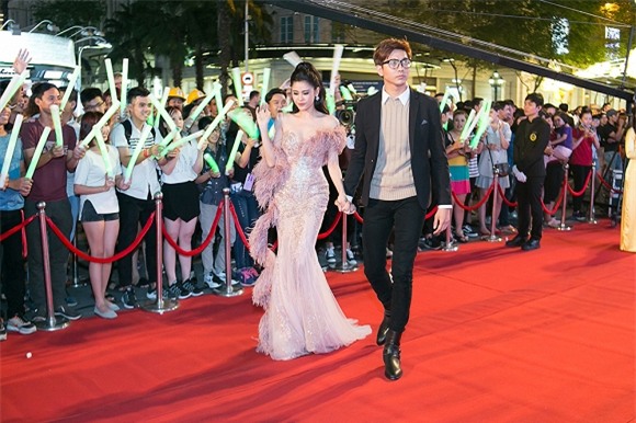 rdp1691-ngoisao.vn-w1000-h666 0