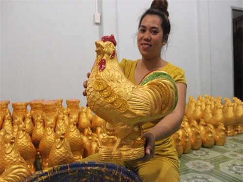 Gà đất tạo kiểu thủ công cháy hàng dịp Tết - 1