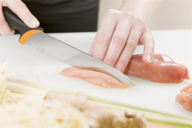 Muốn sống lâu, tránh các bệnh mãn tính thì cơ thể không thể thiếu chất quan trọng này - Ảnh 1.