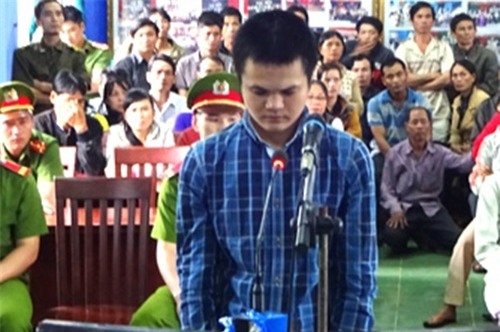 Nam thanh niên giết hàng xóm vì cho rằng bị chửi...ngu