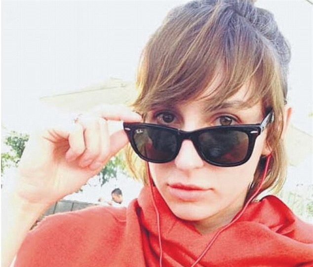 Nữ hacker Nga Alisa Shevchenko. (Ảnh: Dailymail)