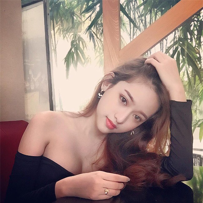 Nhìn lại hành trình tu sửa nhan sắc của cô nàng lắm chiêu Thúy Vi - Ảnh 4.