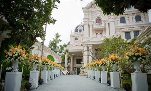 Đám cưới chi 1 tỷ tiền hoa của thiếu gia Nam Định